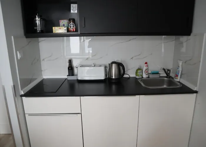 Milo Mi - 2 Bedroom In The Old Town Апартаменты *