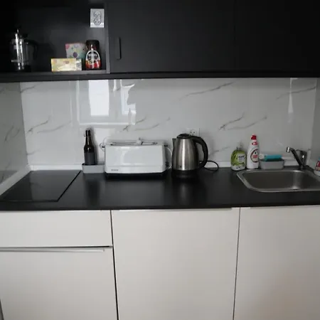 Milo Mi - 2 Bedroom In The Old Town Апартаменты *