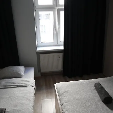 Milo Mi - 2 Bedroom In The Old Town Апартаменты