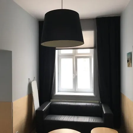Milo Mi - 2 Bedroom In The Old Town Апартаменты *