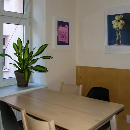 Апартаменты Milo Mi - 2 Bedroom In The Old Town *